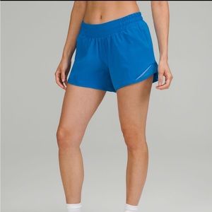 lululemon hotty hot shorts in poolside